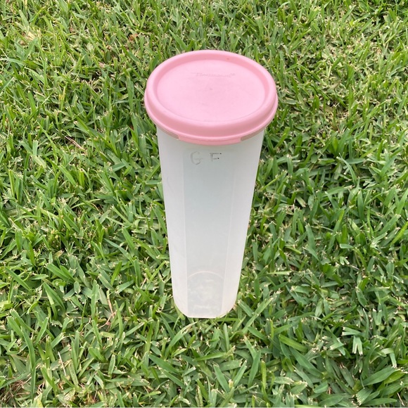 Tupperware Pasta Keeper - Picture 3 of 6